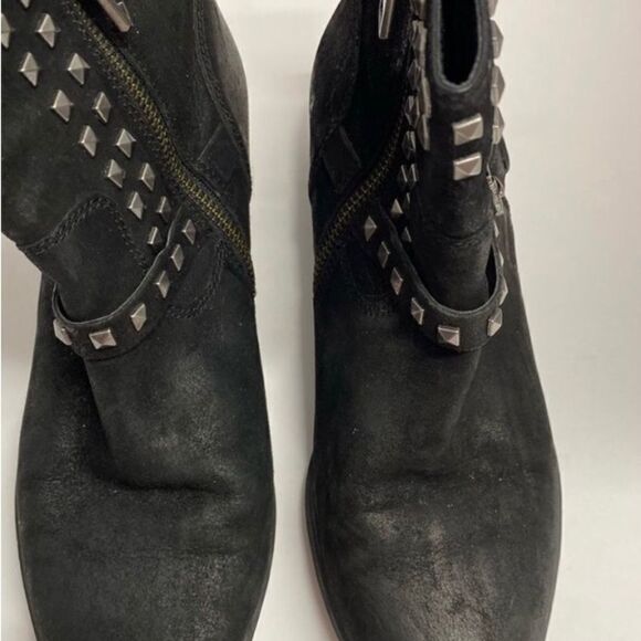 Ralph Lauren women’s black leather studded, ankle suede boot size 7 - Picture 5 of 10